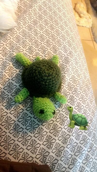 Crocheting, 9